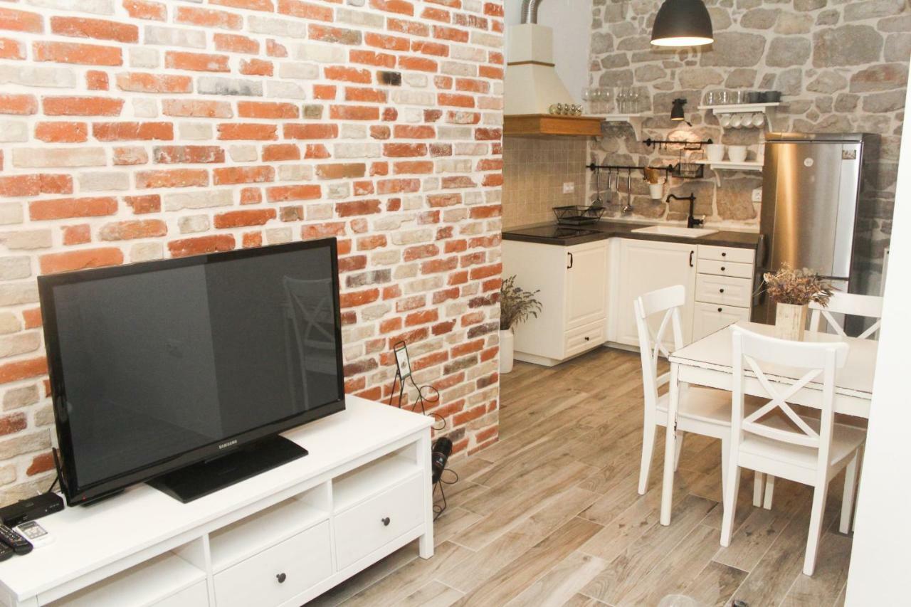 Old House Apartment Sveti Filip i Jakov Bagian luar foto